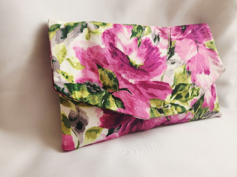 Lila Floral Clutch